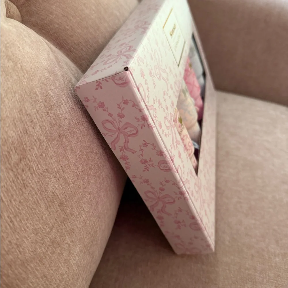 💕Stanley LoveShackFancy Holiday Ornament Collection 2025 NEW IN BOX - Picture 5 of 8